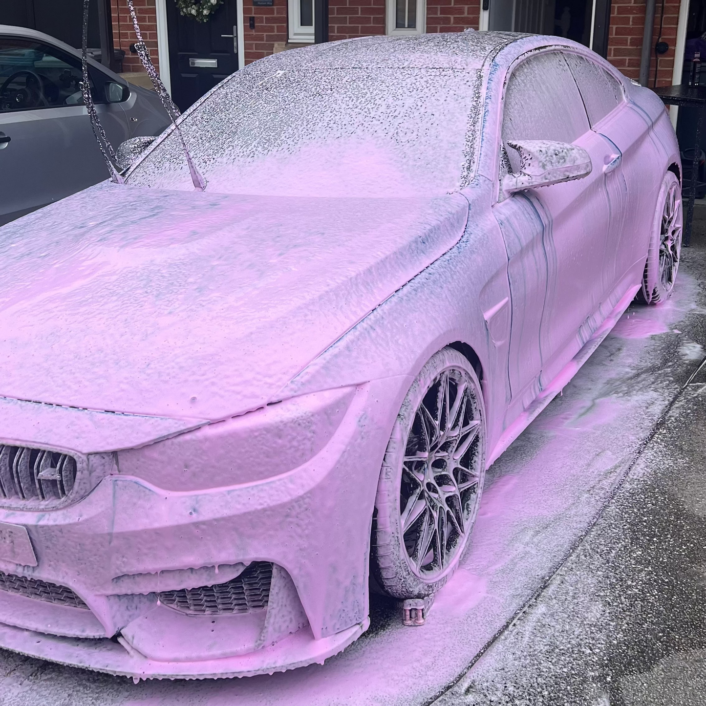 Yuki Snow Foam Pink Touchless Pre-Wash