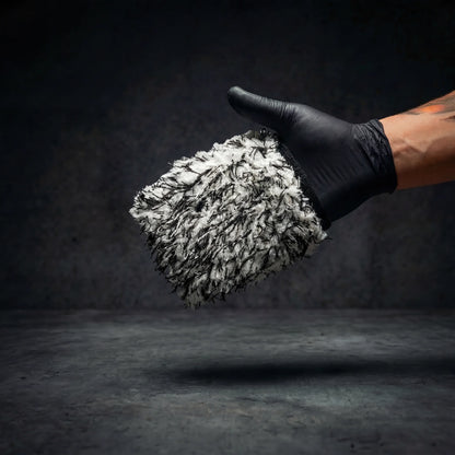 Premium 3 Piece Car Cleaning Set Towel, Wash Mitt and Alloy Mitt